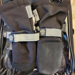 Canada Pooch Soft Shell Boots Sz 2